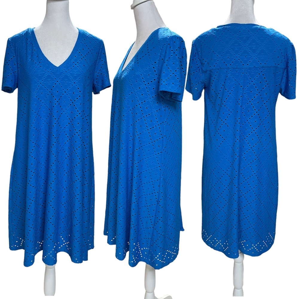 London Times Blue Stretch Eyelet Short Sleeve V-Neck Above the Knee Dress Size 6